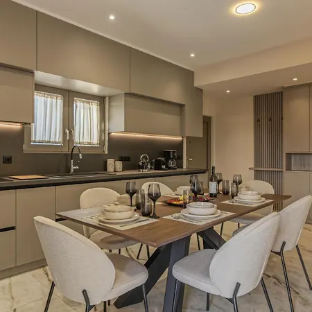Elysian 1 - With Private Pool *